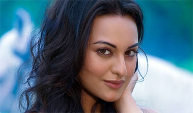 CONFIRMED: Sonakshi is underworld don’s girl